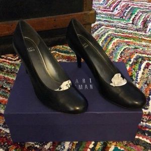 Stuart Weitzman black leather pumps, Size 8.5